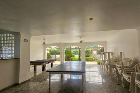 Apartamento para alugar com 65m², 2 quartos e 1 vagaÁrea de Lazer 