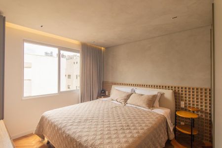 Quarto Suite de apartamento para alugar com 1 quarto, 77m² em Água Verde, Curitiba