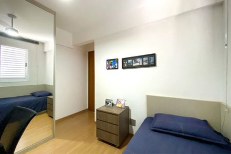 Apartamento à venda com 64m², 2 quartos e 1 vagaQuarto 2
