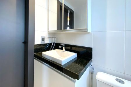 Apartamento à venda com 64m², 2 quartos e 1 vagaBanheiro da Suíte 1