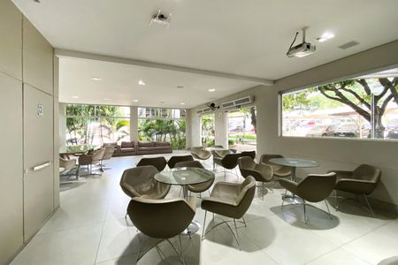 Apartamento à venda com 64m², 2 quartos e 1 vagaÁrea comum