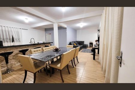 Sala de Jantar de casa para alugar com 2 quartos, 100m² em Parque Recanto Monica, Itaquaquecetuba