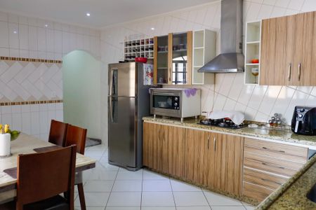 Casa para alugar com 150m², 3 quartos e 2 vagasCozinha