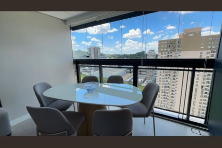 Apartamento à venda com 88m², 2 quartos e 2 vagasVaranda da Sala