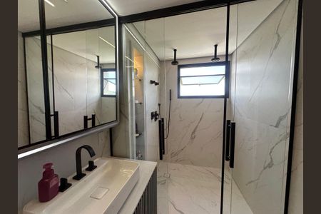 Apartamento à venda com 88m², 2 quartos e 2 vagasBanheiro da Suíte 2