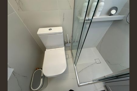 Apartamento à venda com 88m², 2 quartos e 2 vagasBanheiro da Suíte 1