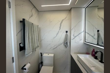 Apartamento à venda com 88m², 2 quartos e 2 vagasBanheiro da Suíte 2