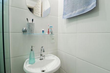 Apartamento à venda com 48m², 2 quartos e 1 vaga Apartamento à venda com 48m², 2 quartos e 1 vagaBanheiro