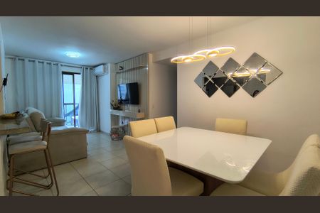 Sala de apartamento para alugar com 3 quartos, 85m² em Recreio dos Bandeirantes, Rio de Janeiro