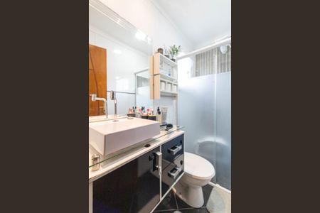 Casa à venda com 165m², 3 quartos e 3 vagasBanheiro Suíte 1