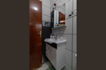 Casa à venda com 165m², 3 quartos e 3 vagasBanheiro 