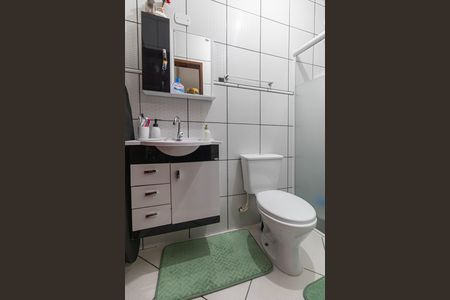 Casa à venda com 165m², 3 quartos e 3 vagasBanheiro 