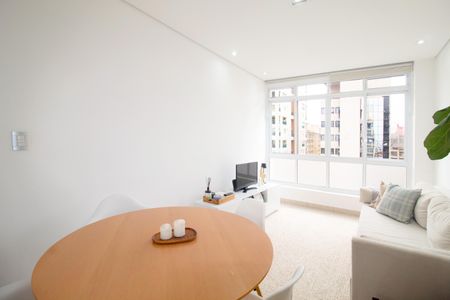 Apartamento para alugar com 2 quartos, 74m² em Pinheiros, São Paulo