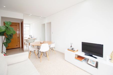 Apartamento para alugar com 2 quartos, 74m² em Pinheiros, São Paulo