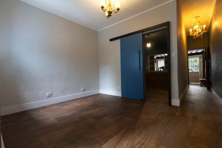 Sala de casa à venda com 2 quartos, 82m² em Vila Gomes Cardim, São Paulo