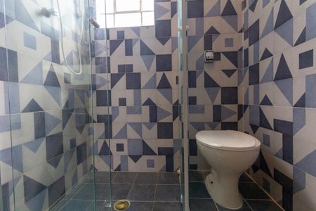 Casa para alugar com 82m², 2 quartos e 1 vaga Casa para alugar com 82m², 2 quartos e 1 vagaBanheiro 1