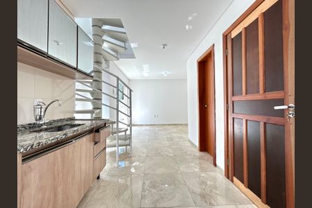 Casa para alugar com 120m², 2 quartos e 1 vaga Casa para alugar com 120m², 2 quartos e 1 vagaCozinha