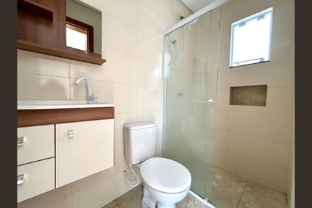 Casa para alugar com 120m², 2 quartos e 1 vaga Casa para alugar com 120m², 2 quartos e 1 vagaBanheiro Suíte 2