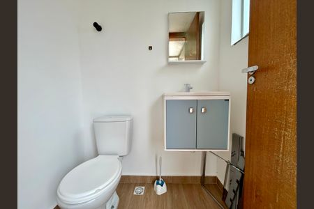 Casa para alugar com 120m², 2 quartos e 1 vaga Casa para alugar com 120m², 2 quartos e 1 vagaLavabo 2