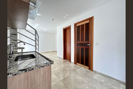 Casa para alugar com 120m², 2 quartos e 1 vaga Casa para alugar com 120m², 2 quartos e 1 vagaCozinha