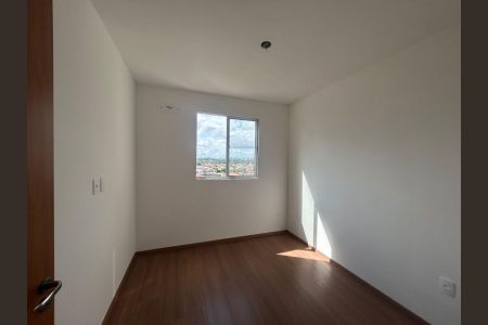Quarto 2 de apartamento para alugar com 2 quartos, 46m² em Fátima, Canoas