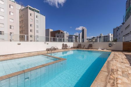 Apartamento à venda com 110m², 4 quartos e 2 vagasÁrea comum - Piscina