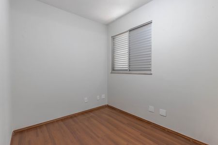 Apartamento à venda com 110m², 4 quartos e 2 vagasQuarto 3
