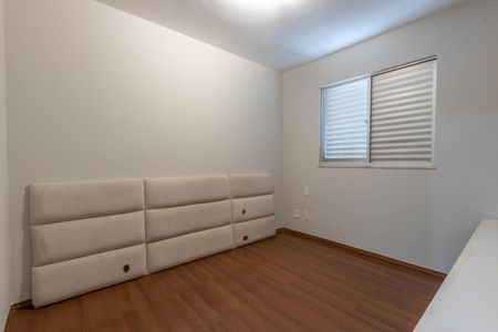 Apartamento à venda com 110m², 4 quartos e 2 vagasQuarto 4
