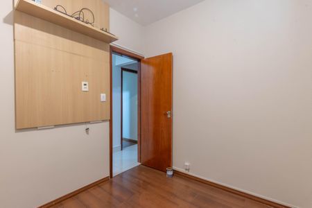 Apartamento à venda com 110m², 4 quartos e 2 vagasQuarto 1
