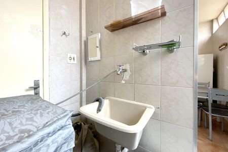 Apartamento à venda com 70m², 2 quartos e 1 vagaÁrea de Serviço