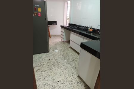 Apartamento à venda com 81m², 3 quartos e 1 vaga Apartamento à venda com 81m², 3 quartos e 1 vagaCozinha