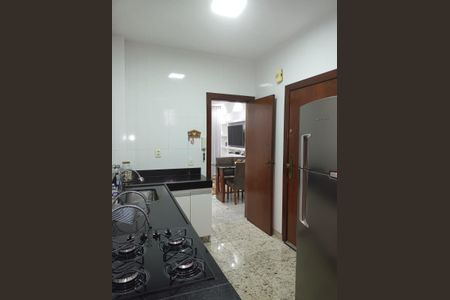 Apartamento à venda com 81m², 3 quartos e 1 vaga Apartamento à venda com 81m², 3 quartos e 1 vagaCozinha