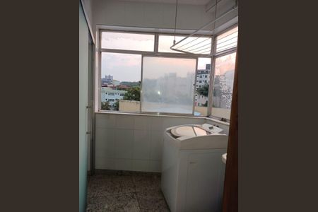 Apartamento à venda com 81m², 3 quartos e 1 vaga Apartamento à venda com 81m², 3 quartos e 1 vagaÁrea de serviço