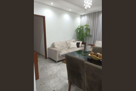Sala de apartamento à venda com 3 quartos, 81m² em Padre Eustáquio, Belo Horizonte
