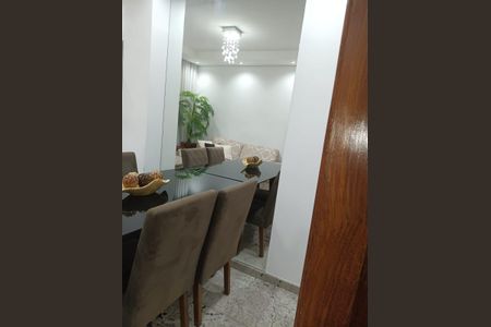 Apartamento à venda com 81m², 3 quartos e 1 vaga Apartamento à venda com 81m², 3 quartos e 1 vagaSala de jantar