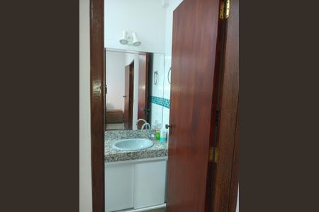 Apartamento à venda com 81m², 3 quartos e 1 vaga Apartamento à venda com 81m², 3 quartos e 1 vagaBanheiro