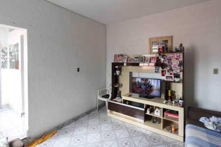 Casa à venda com 3 quartos, 126m² em Vila Tolstoi, São Paulo