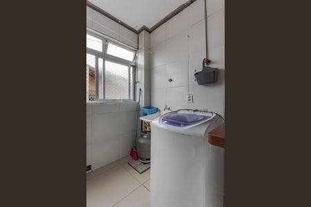 Apartamento à venda com 103m², 2 quartos e 1 vagaÁrea de Serviço