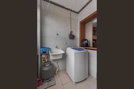 Apartamento à venda com 103m², 2 quartos e 1 vagaÁrea de Serviço