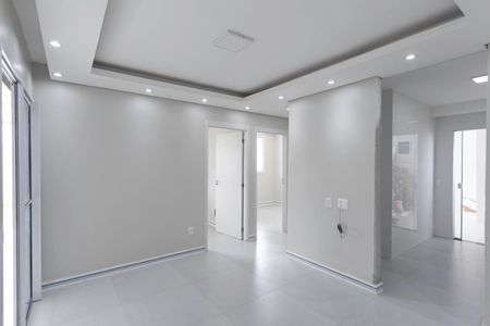 Sala de apartamento para alugar com 2 quartos, 100m² em Colonial, Contagem