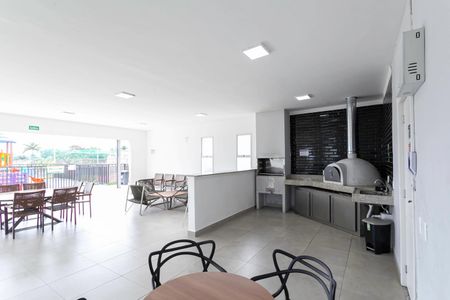 Apartamento para alugar com 174m², 2 quartos e 1 vagaÁrea comum - Salão de festas