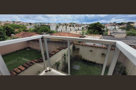 sacada suite  de casa para alugar com 2 quartos, 279m² em Bom Retiro, Betim