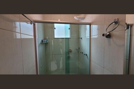 Casa para alugar com 279m², 3 quartos e 2 vagasBanheiro suite