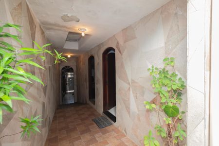 Casa à venda com 121m², 2 quartos e 2 vagas Casa à venda com 121m², 2 quartos e 2 vagasEntrada