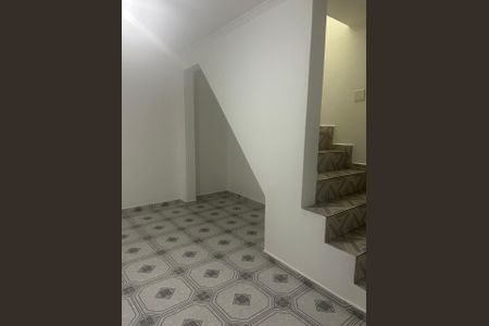 Casa para alugar com 2 quartos, 67m² em Jardim Stella, Santo André