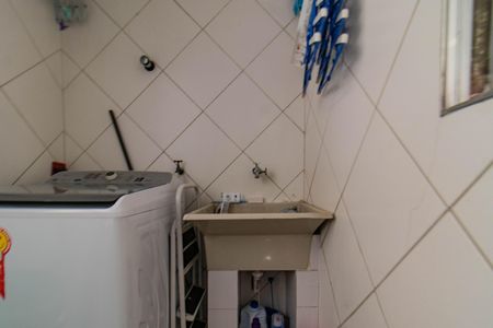 Apartamento à venda com 81m², 3 quartos e 1 vagaÁrea de Serviço