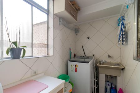 Apartamento à venda com 81m², 3 quartos e 1 vagaÁrea de Serviço