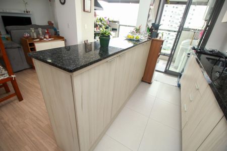 Apartamento à venda com 74m², 2 quartos e 2 vagasCozinha