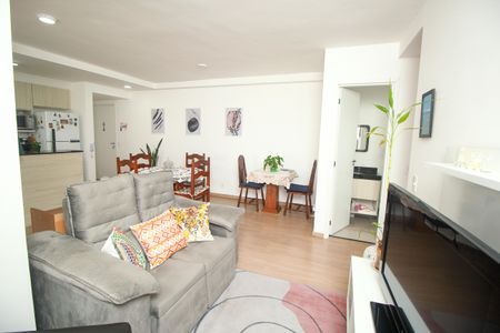 Sala de apartamento à venda com 2 quartos, 74m² em Vila Assunção, Santo André
