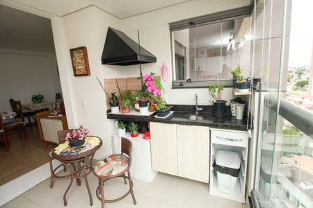 Apartamento à venda com 74m², 2 quartos e 2 vagasVaranda gourmet